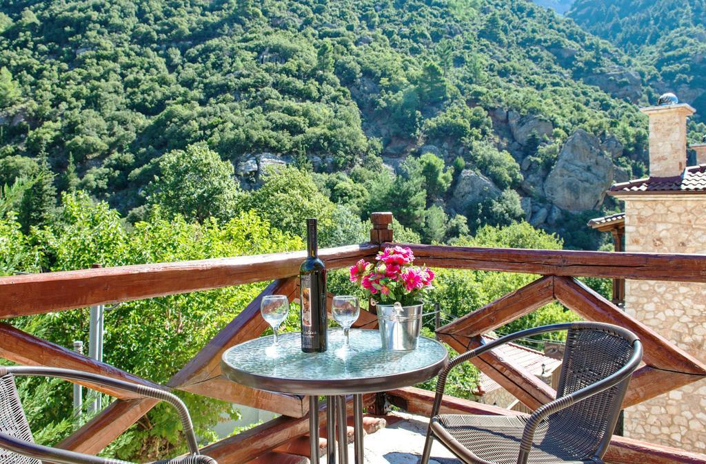 Oneiro Resort Kato Zachlorou Ngoại thất bức ảnh