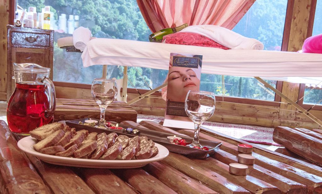 Oneiro Resort Kato Zachlorou Ngoại thất bức ảnh
