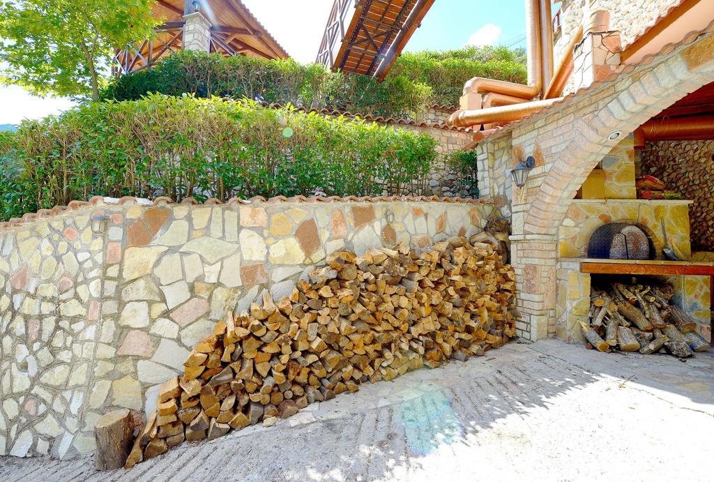 Oneiro Resort Kato Zachlorou Ngoại thất bức ảnh